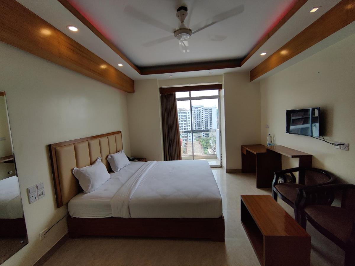 Hotel Sea Moon Cox's Bazar Bagian luar foto