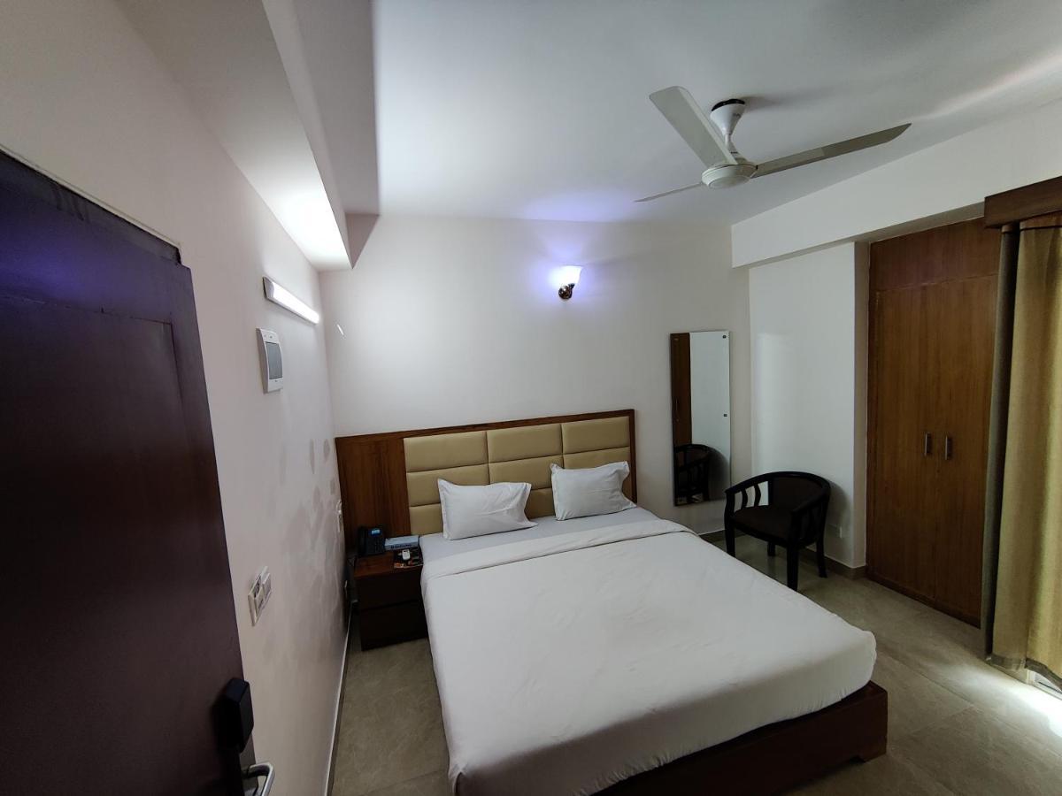 Hotel Sea Moon Cox's Bazar Bagian luar foto