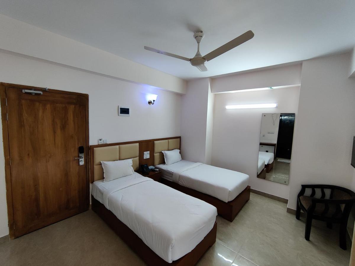 Hotel Sea Moon Cox's Bazar Bagian luar foto