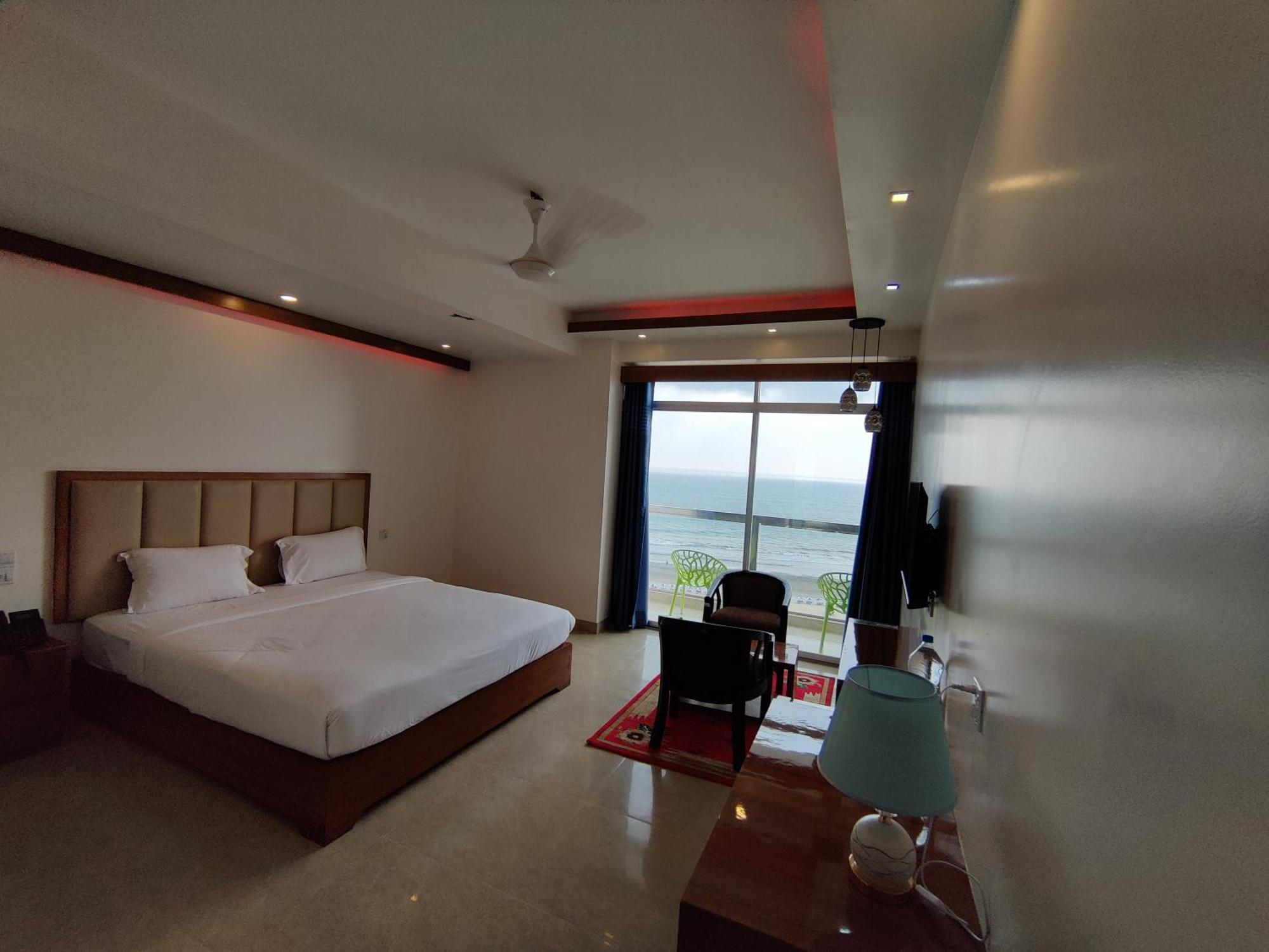 Hotel Sea Moon Cox's Bazar Bagian luar foto